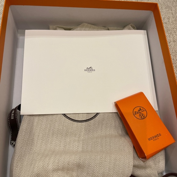 Hermes Oran Sandals - Picture 4 of 5